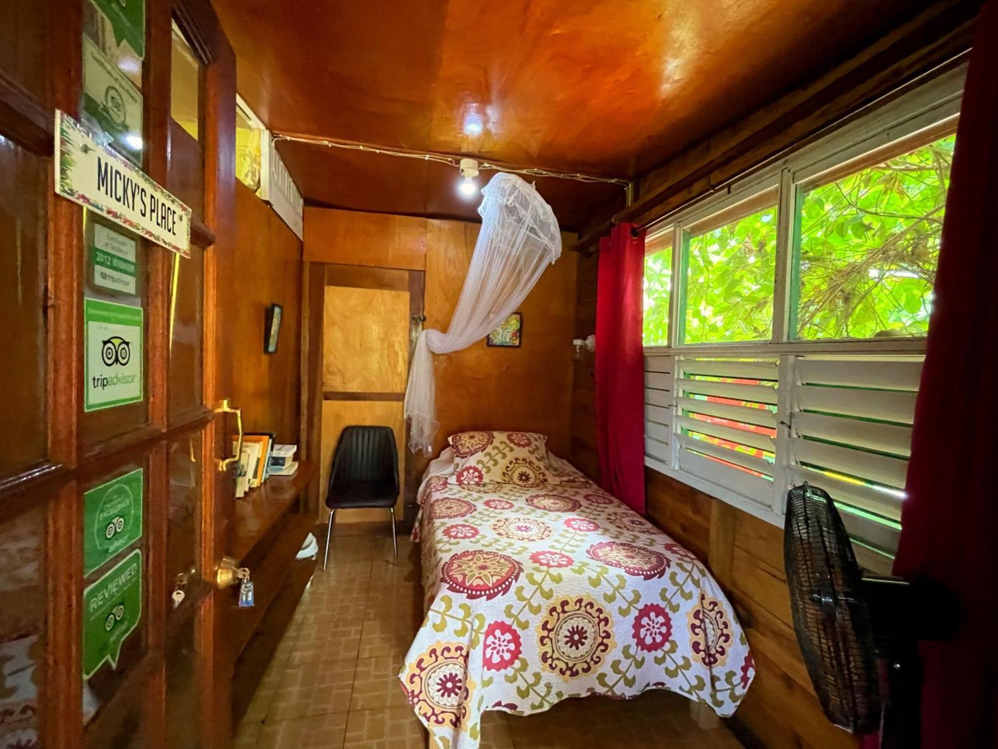 Judy House Cottages And Rooms Negril Habitación foto